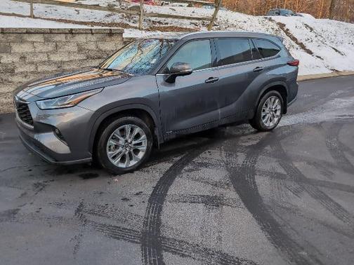 2023 Toyota Highlander Hybrid Limited