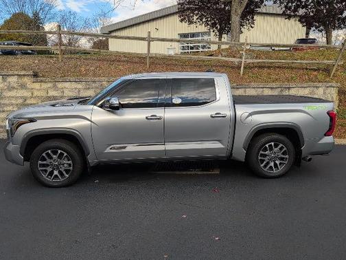 2023 Toyota Tundra Hybrid 1794 Edition