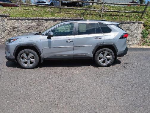 Silver Sky Metallic 2019 Toyota RAV4 Hybrid Limited