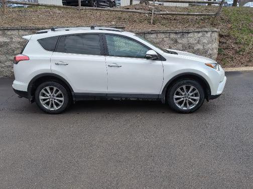 2017 Toyota RAV4 Limited