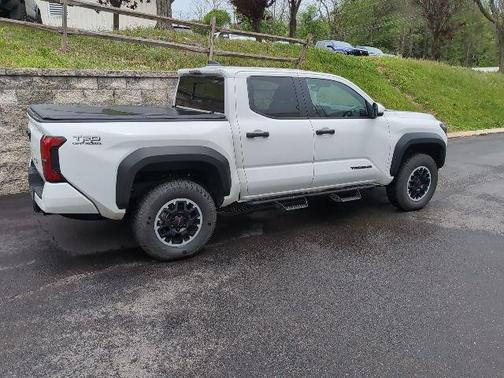 Ice Cap 2024 Toyota Tacoma TRD Off Road
