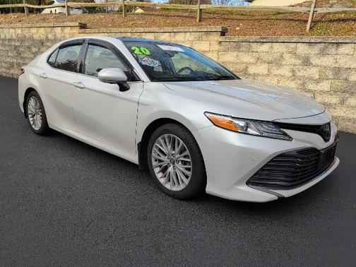 2020 Toyota Camry XLE