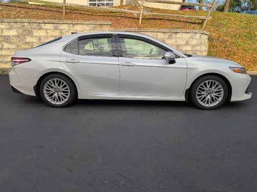 2020 Toyota Camry XLE