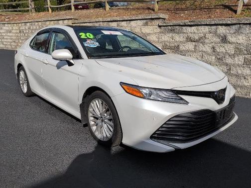 2020 Toyota Camry XLE