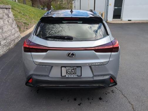 Obsidian 2023 Lexus UX 250h F Sport