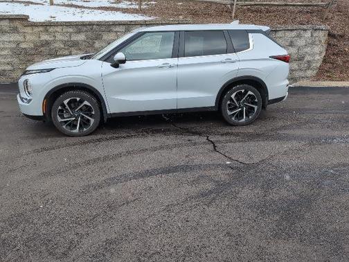 2024 Mitsubishi Outlander SE 2.5 S-AWC