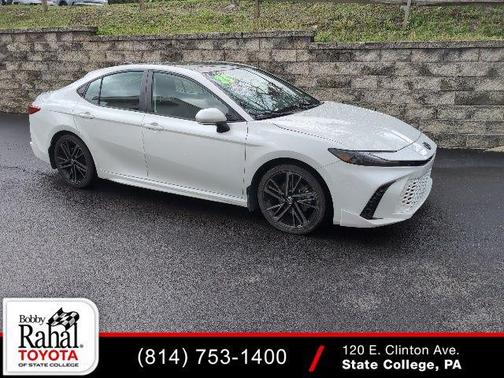 Wind Chill Pearl 2025 Toyota Camry XSE