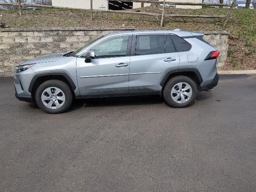Silver Sky 2025 Toyota RAV4 LE