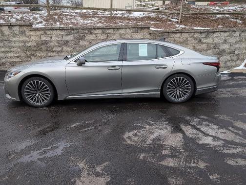 2025 Lexus LS 500 Base