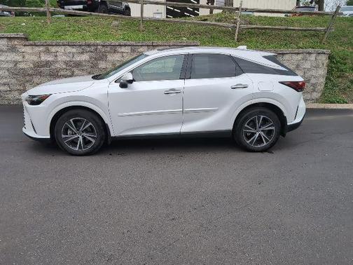 White Pearl 2023 Lexus RX 350 Premium