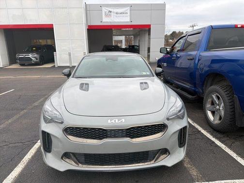 2023 Kia Stinger GT-Line