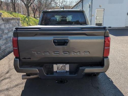 2025 Toyota Tacoma TRD Off-Road