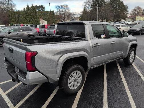 2025 Toyota Tacoma SR5