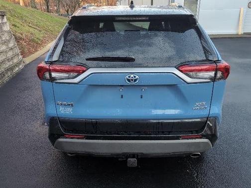 2023 Toyota RAV4 Hybrid SE