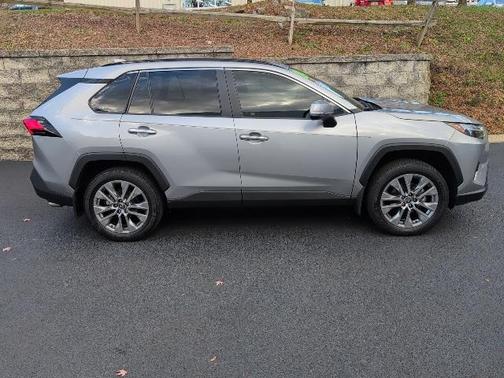 2024 Toyota RAV4 Limited