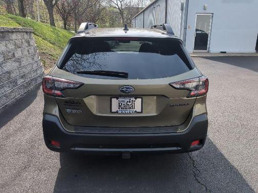 Autumn Green Metallic 2023 Subaru Outback Onyx Edition