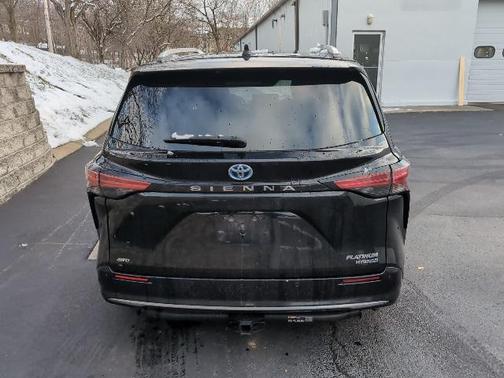2021 Toyota Sienna Platinum 7 Passenger