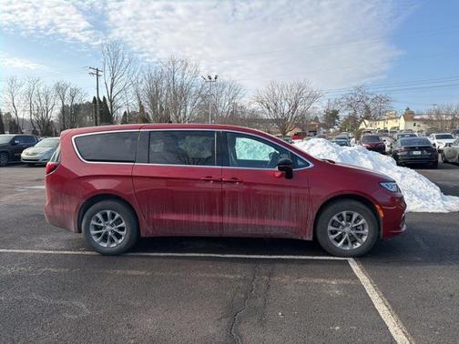 2026 Chrysler Pacifica L