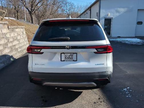 2024 Toyota Grand Highlander Limited