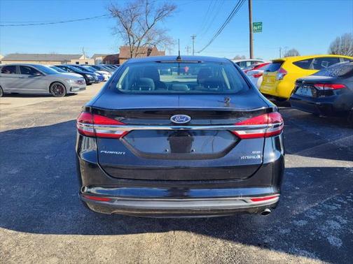 2018 Ford Fusion Hybrid SE