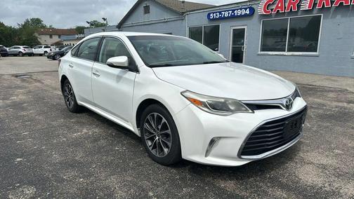 2016 Toyota Avalon XLE