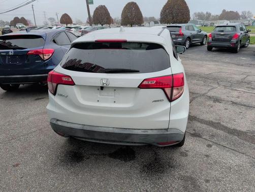 White Orchid Pearl 2017 Honda HR-V EX