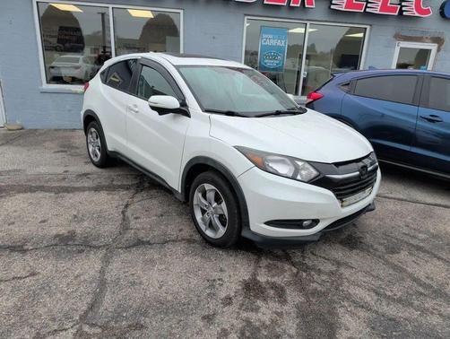White Orchid Pearl 2017 Honda HR-V EX