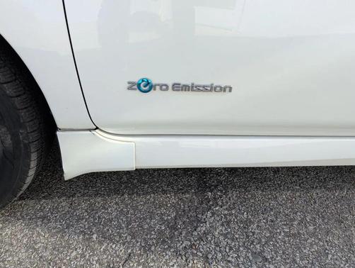 2019 Nissan Leaf SV PLUS