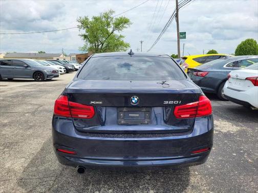 2016 BMW 320 i