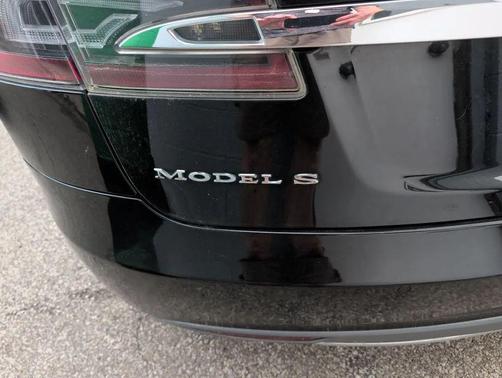2015 Tesla Model S P85D
