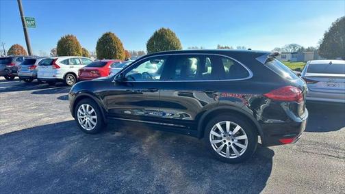 2014 Porsche Cayenne Platinum Edition