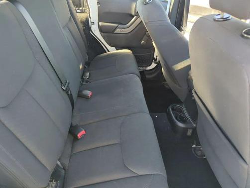2015 Jeep Wrangler Unlimited Sport Altitude