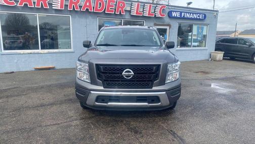 2021 Nissan Titan SV