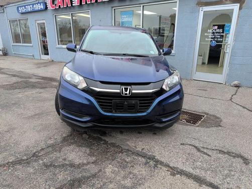 2017 Honda HR-V LX