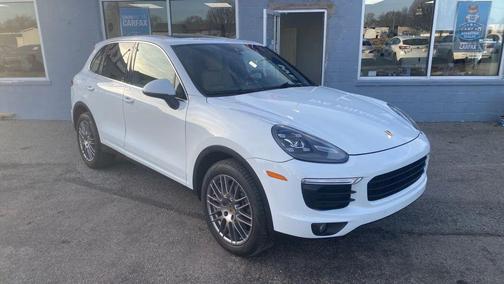 2016 Porsche Cayenne Cayenne