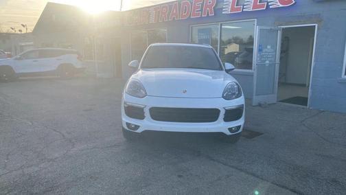 2016 Porsche Cayenne Cayenne