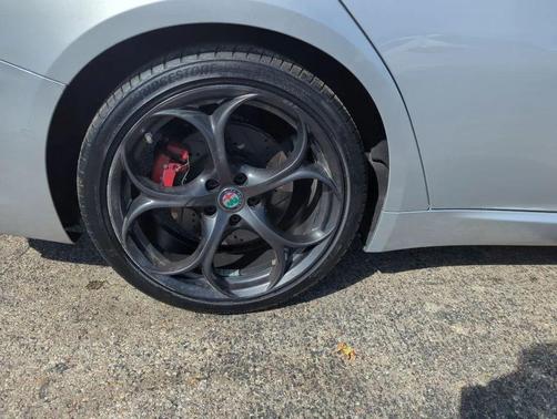 2017 Alfa Romeo Giulia Ti
