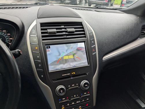 2019 Lincoln MKC Select