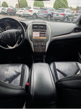 2019 Lincoln MKC Select