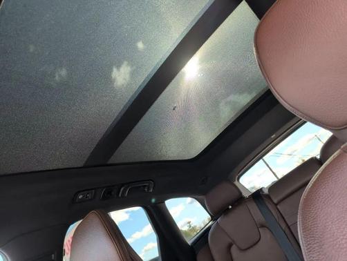 2021 Volvo XC60 T5 Momentum