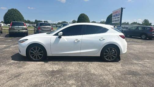 2018 Mazda Mazda3 Touring