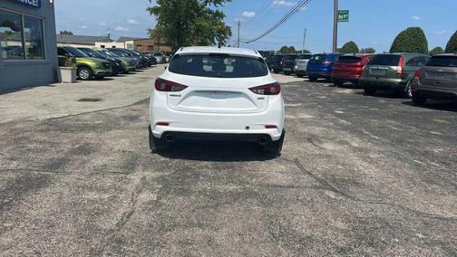 2018 Mazda Mazda3 Touring