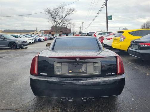 2005 Cadillac XLR Base