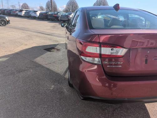 2018 Subaru Impreza 2.0i Premium