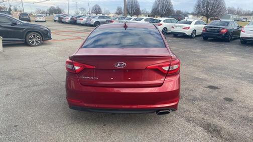 2016 Hyundai SONATA SE