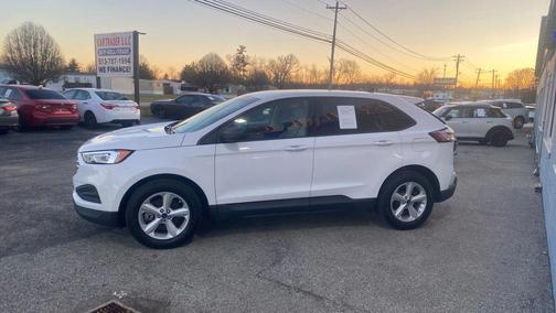 2020 Ford Edge SE