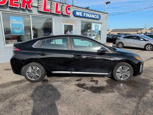 2020 Hyundai IONIQ Plug-In Hybrid SEL