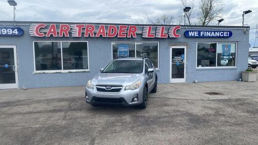 Silver 2017 Subaru Crosstrek 2.0i Limited