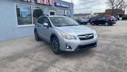 Silver 2017 Subaru Crosstrek 2.0i Limited