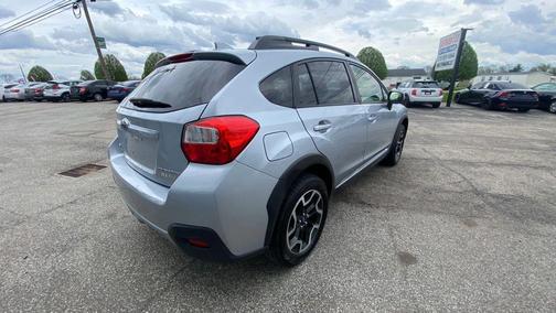 Silver 2017 Subaru Crosstrek 2.0i Limited